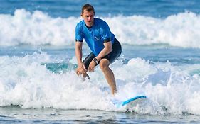 Santacruz Surf Camp